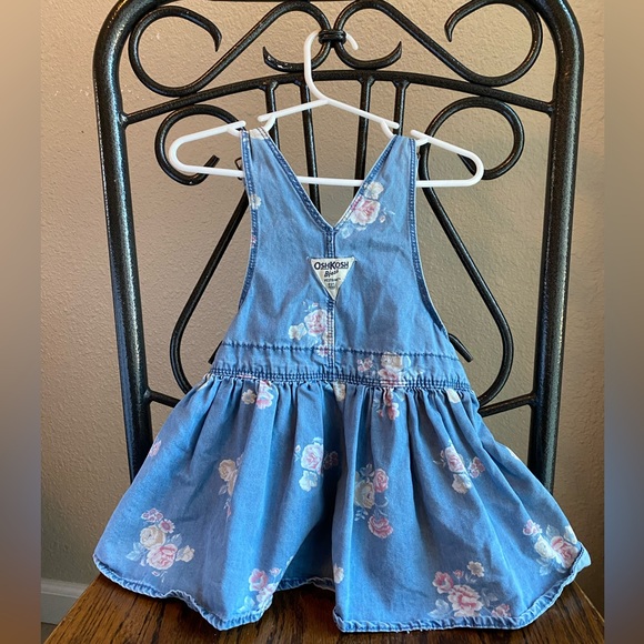 Overall Dresses - Picture 2 of 4